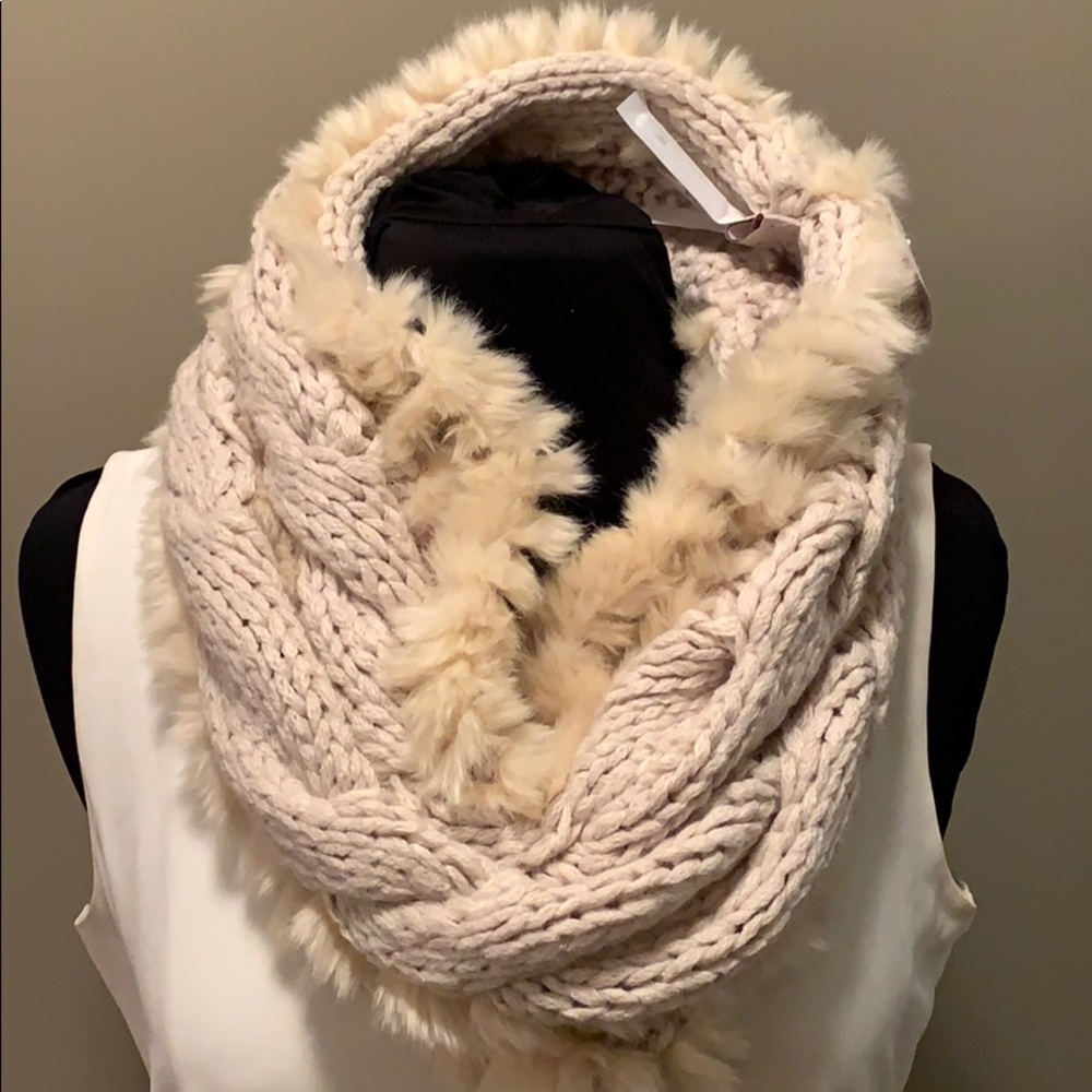 Ann Taylor Loft scarf - never been worn